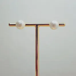 Brinco Pérola Achatada 10mm