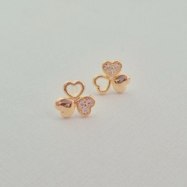 Brinco Trevo 3 Corações Liso e c/ Zircônia