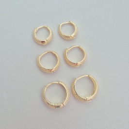 Brinco Argola Click (G) Texturizada - Tamanho G