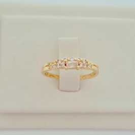 Anel Fileiras Cravejadas e Zircônia Retangular