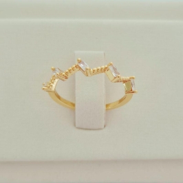 Anel Zig Zag com Zircônias Baguetes