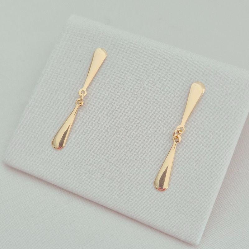 Brinco Pendente Gota Alongada