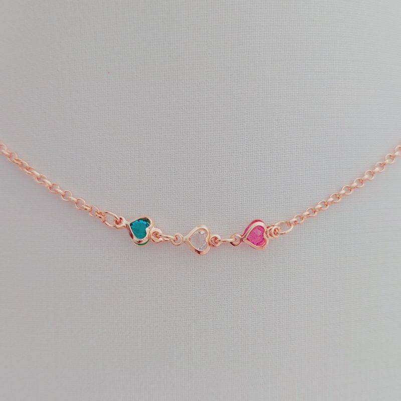 Colar Infantil Elo Português com 3 Corações Colors