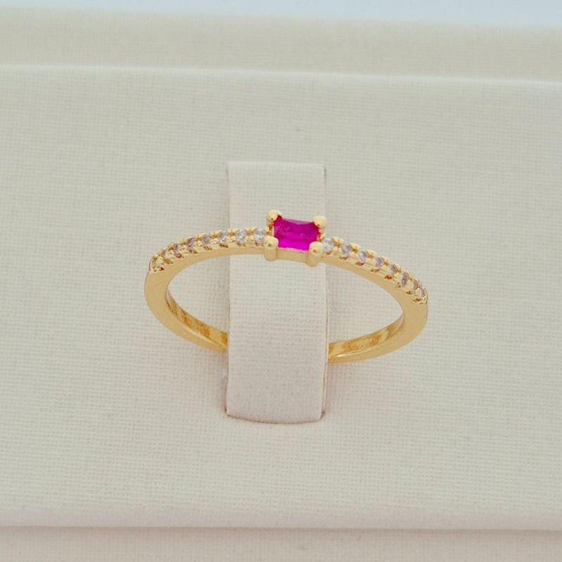 Anel Solitário Zircônia Retangular Rosa