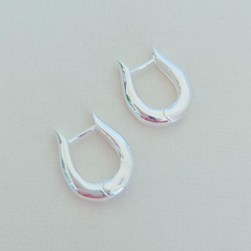 Brinco Click Tulipa - Banho Prata