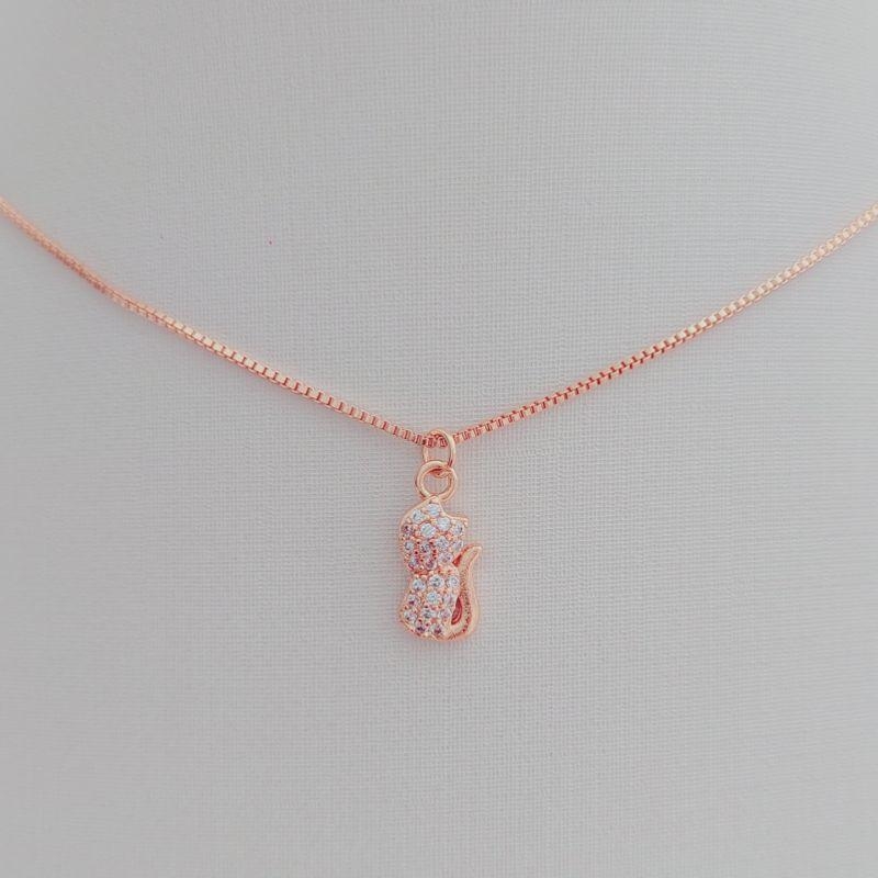 Colar Infantil com Pingente de Gatinho Microcravejado