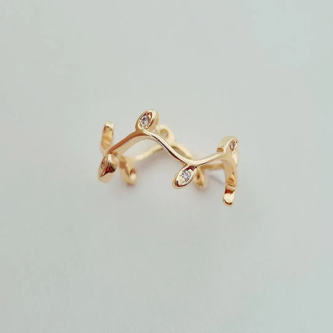 Anel Ramo com Folhinhas e ponto Zirconia