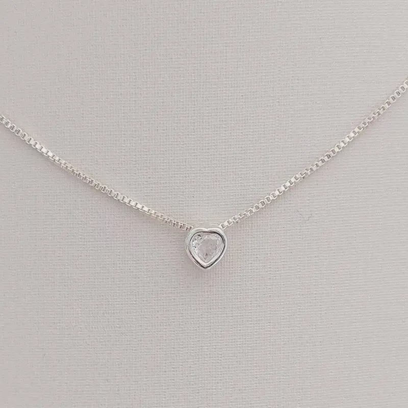 Colar Choker Veneziana com Pingente Coração Zircônia