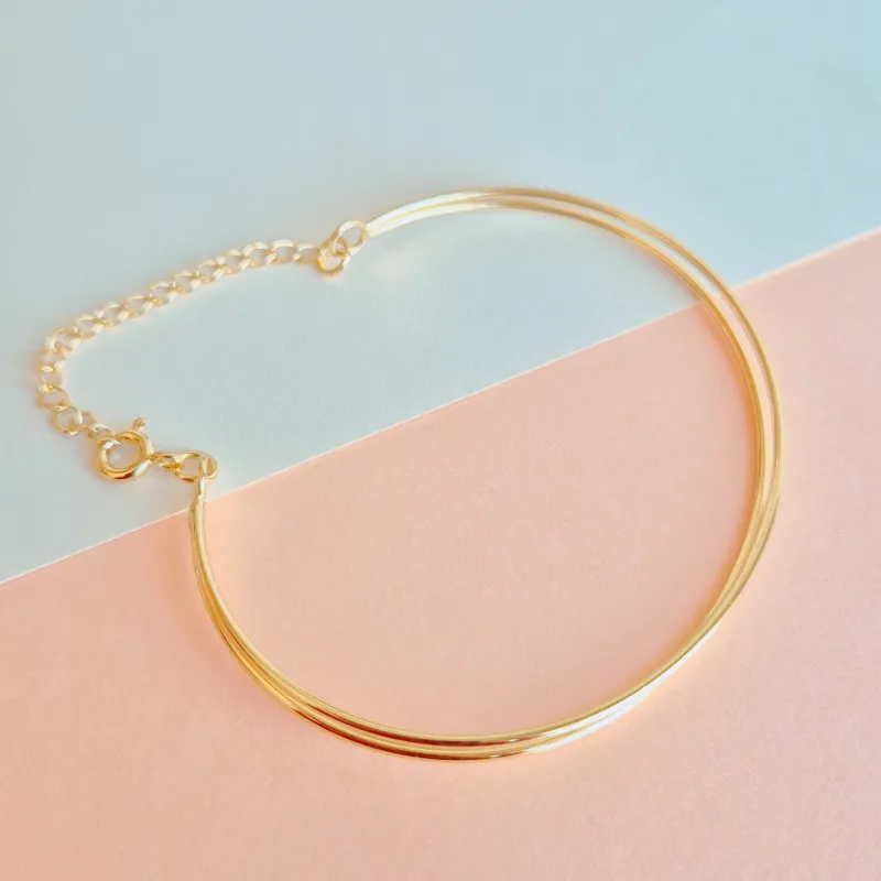Pulseira Bracelete Fio Duplo e Fechamento com Corrente