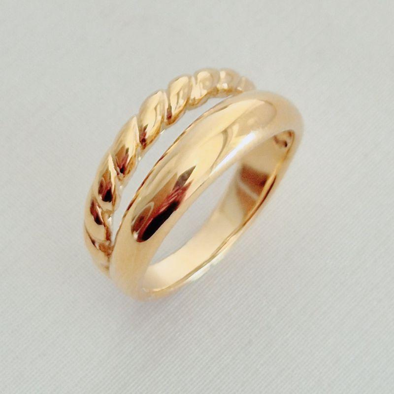 Anel Liso e Ondulado em Aço Inoxidável Dourado