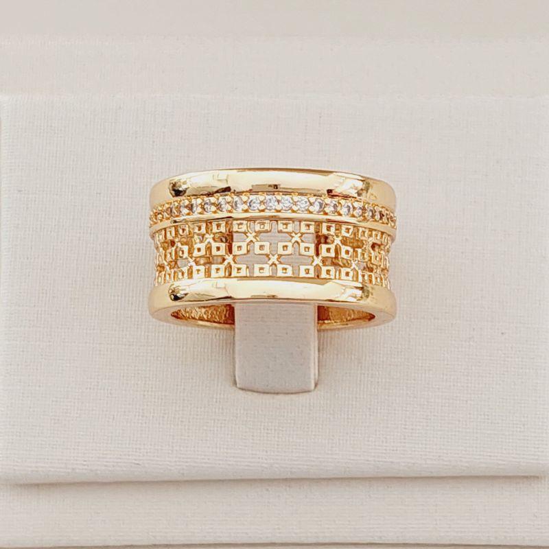 Anel Telado com Bordas Altas e Linha de Zircônias