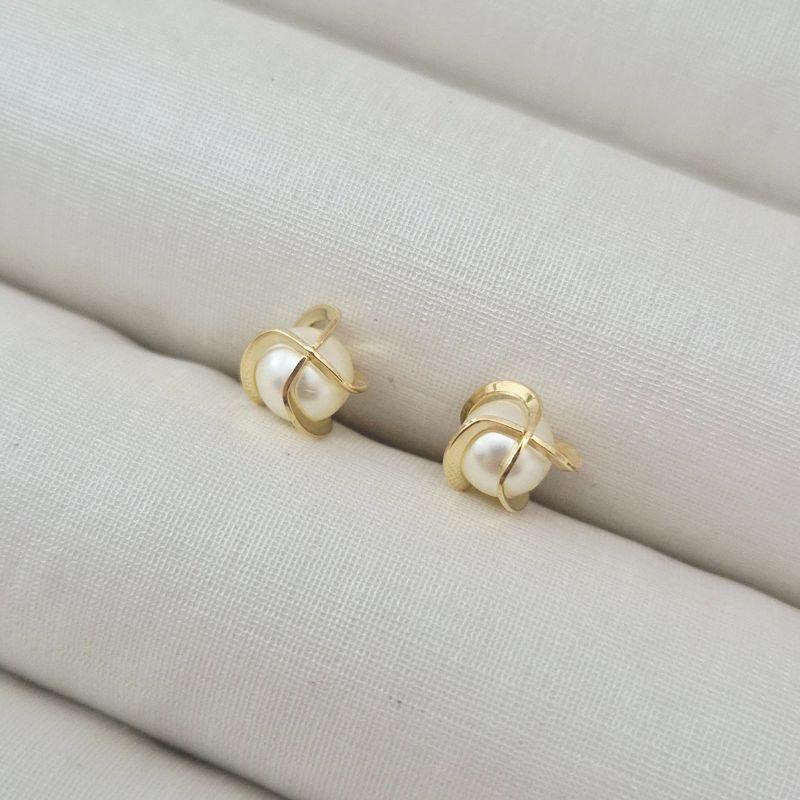 Brinco Pérola Aramada 7mm