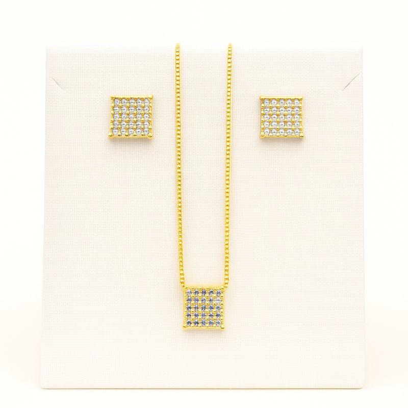 Conjunto Quadrado Cravejado