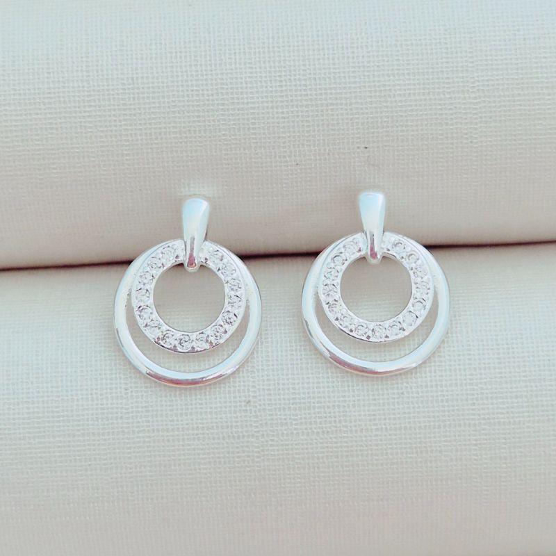 Brinco Círculo Liso e Círculo Cravejado - Banho Prata